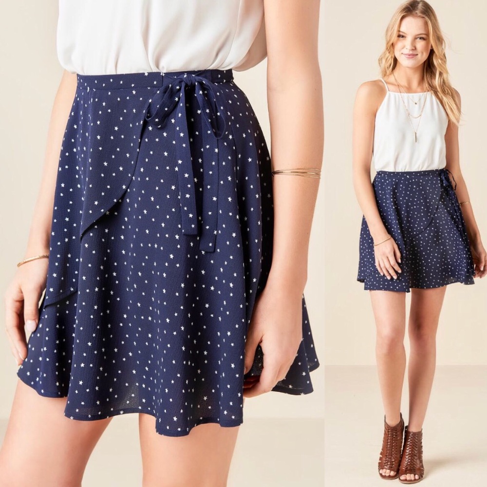 NWT Francesca’s ⭐️ Skirt